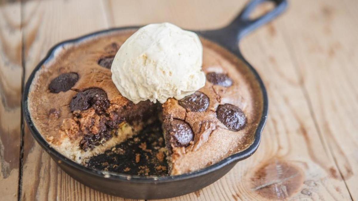 reteta cea mai simpla reteta de prajitura pentru revelion prajitura de ciocolata la tigaie cum se