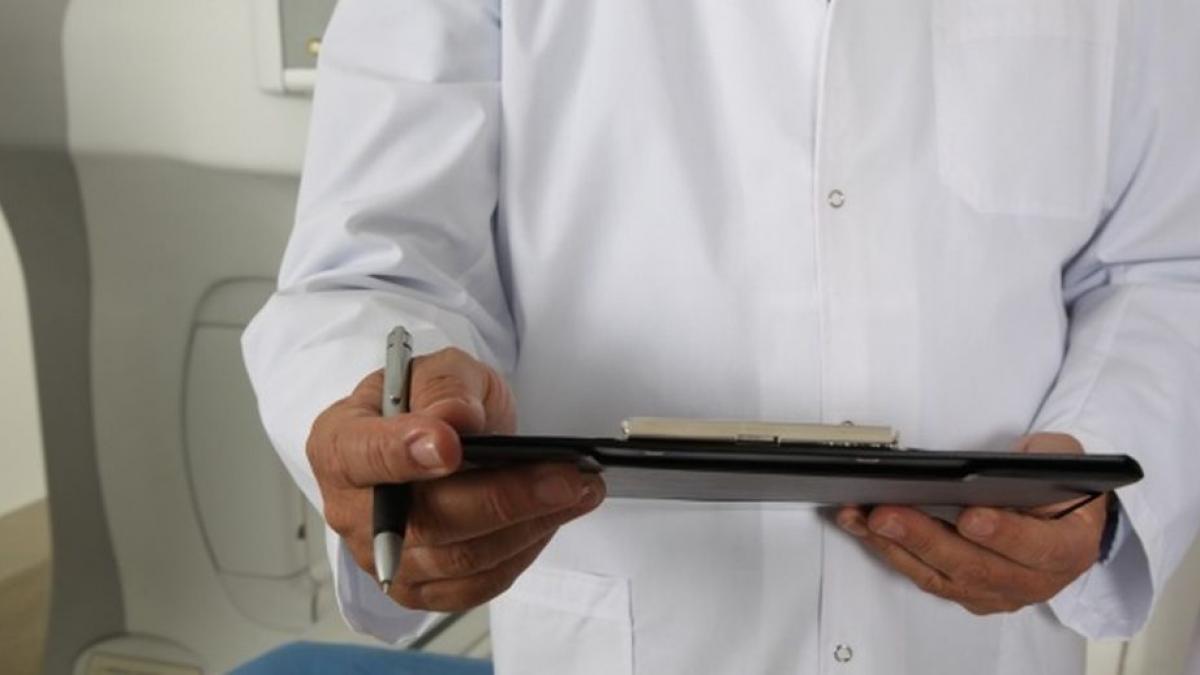 cum s a prezentat o femeie la medicul ginecolog a intrat in pamant de rusine nu mai merg in viata