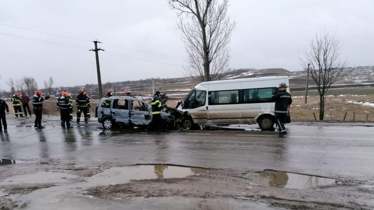 noi detalii despre accidentul dramatic din botosani o masina a luat foc dupa ce a intrat frontal