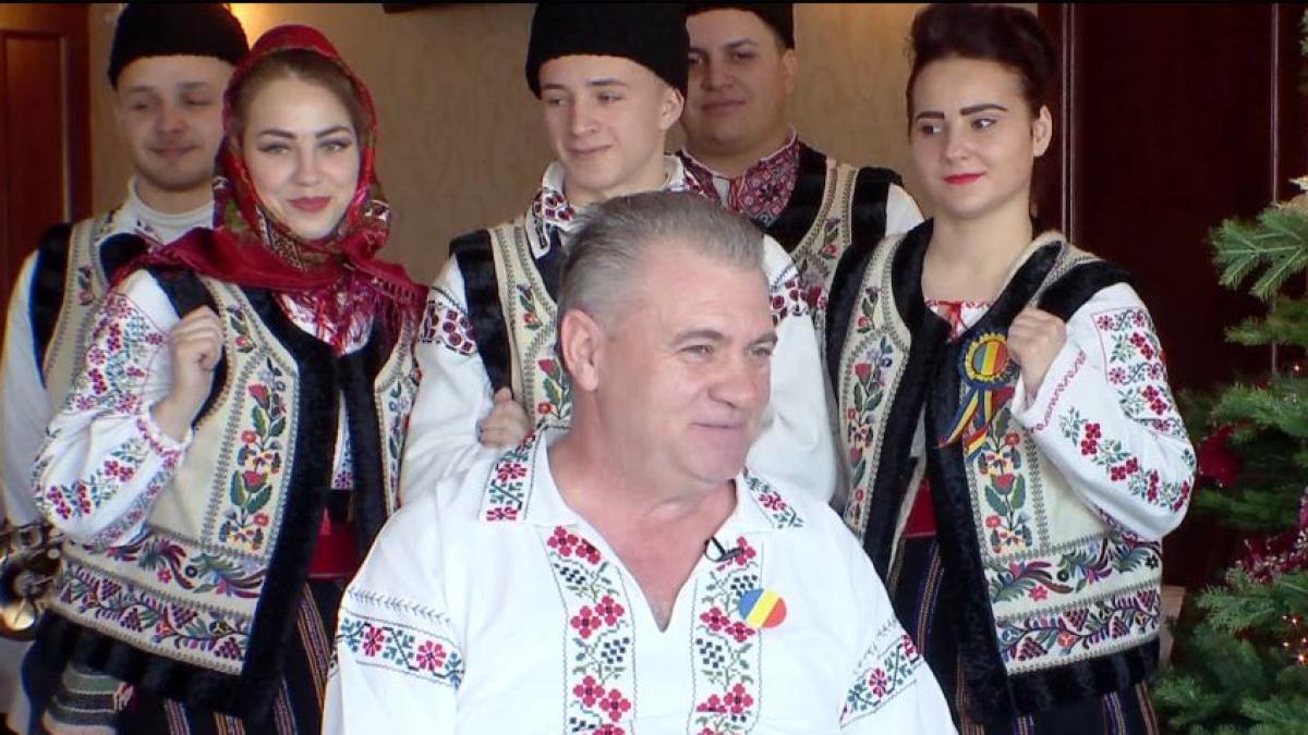 voi cu voicu un fost politist duce mai departe traditiile satului romanesc