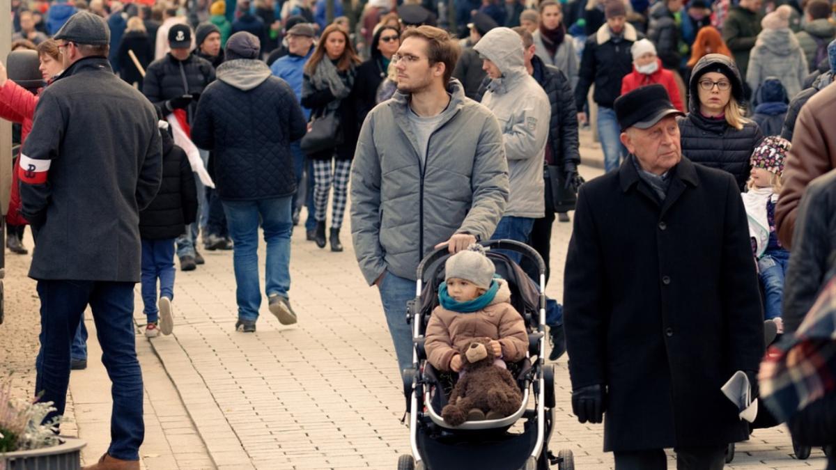fabulos ce obiceiuri aduc cu ei romanii din diaspora cand se intorc acasa