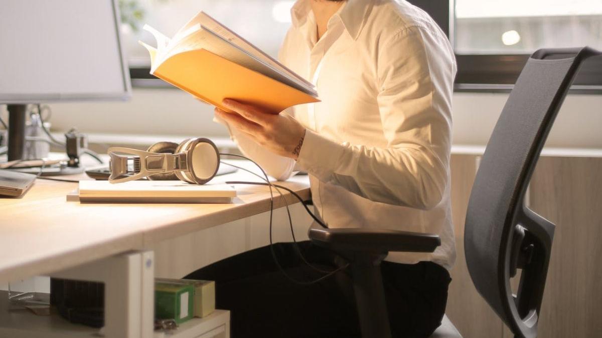 a ajuns acasa de la munca si nu si a mai gasit unul dintre caini l a cautat disperat prin toata