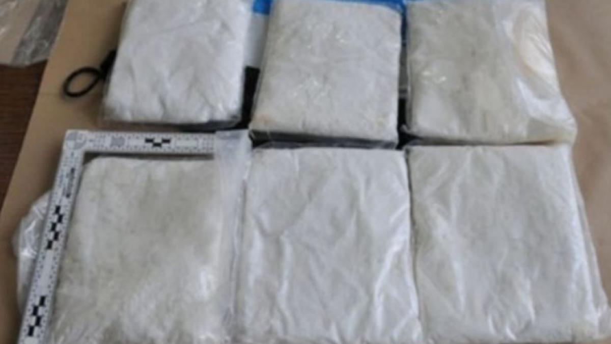 doi pensionari au fost prinsi cu 33 de kilograme de cocaina cum au fost descoperiti