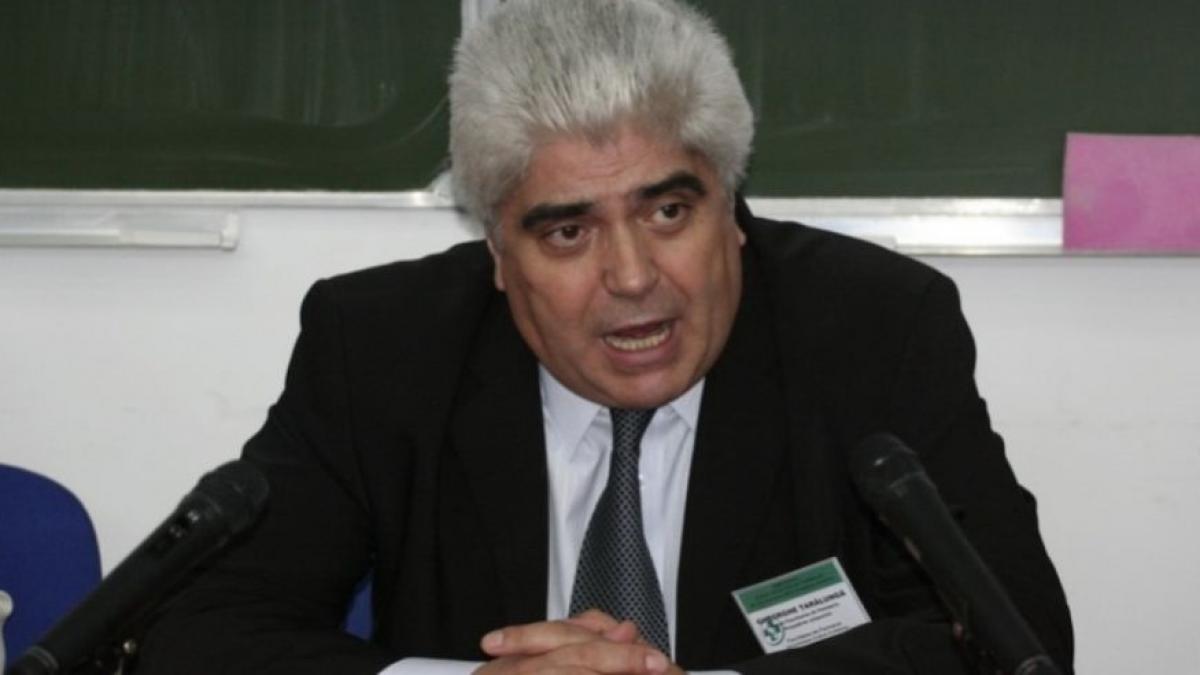 fostul decan al facultatii de farmacie din constanta condamnat la opt ani de inchisoare zece