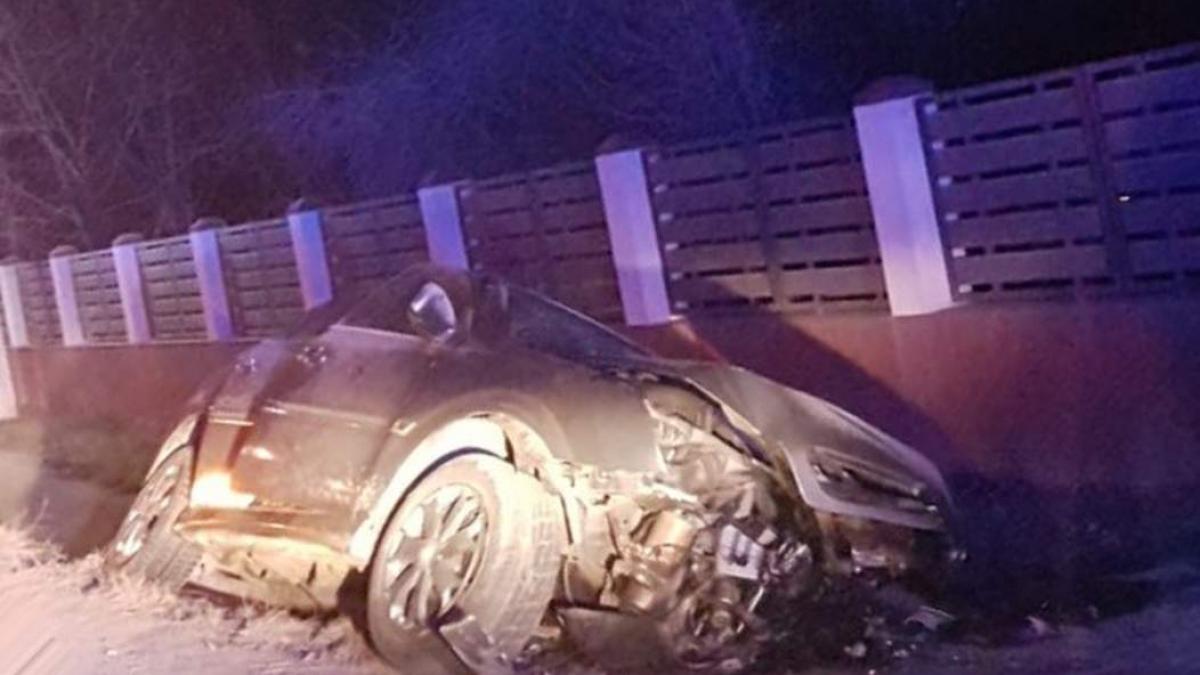 alexandru si a gasit sfarsitul depasind masina in care erau prietenii lui in iasi toti veneau de la