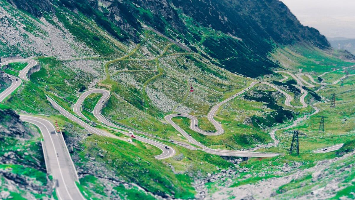 alpii transilvaniei pe lista presei internationale cu cele mai frumoase locuri de vizitat in acest