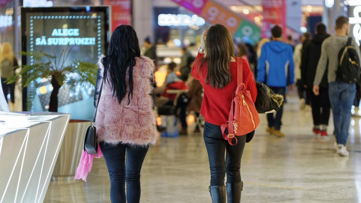 mare atentie la reducerile din magazine ce practici inselatoare se ascund in spatele etichetei