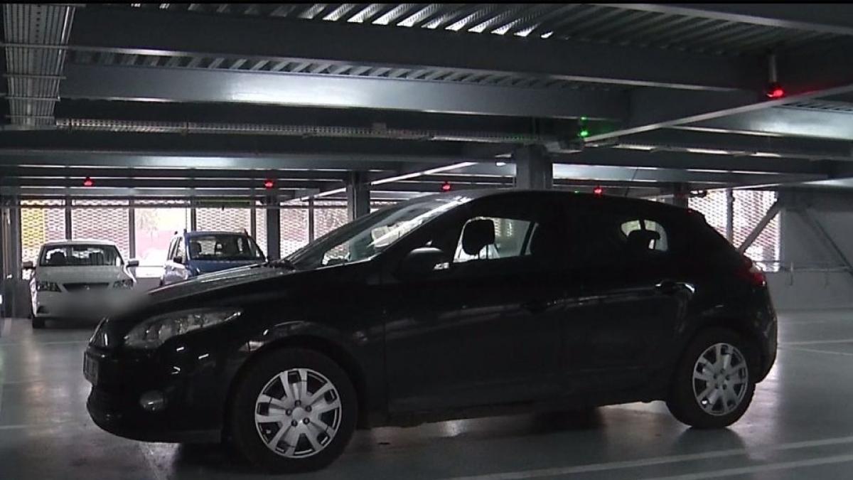 scandal urias intr un mall din capitala soferii nevoiti sa plateasca 100 de lei pentru a iesi din