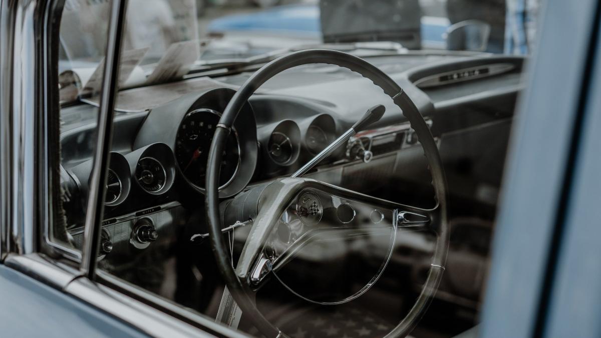 cum a ajuns un roman sa si recupereze masina la 18 ani dupa ce i a fost furata