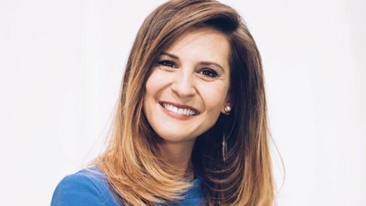 daniela o jurnalista de origine romana criticata dur de telespectatorii unui post din belgia