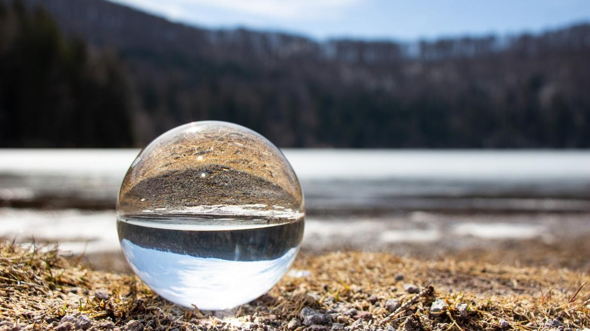 lacul sfanta ana in pericol calitatea apei s a deteriorat iar autoritatile trag un semnal de alarma