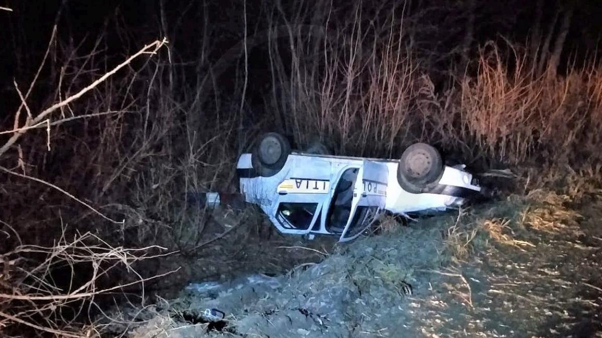 accident bizar la satu mare motivul pentru care politistii s au rasturnat cu masina intr un sant