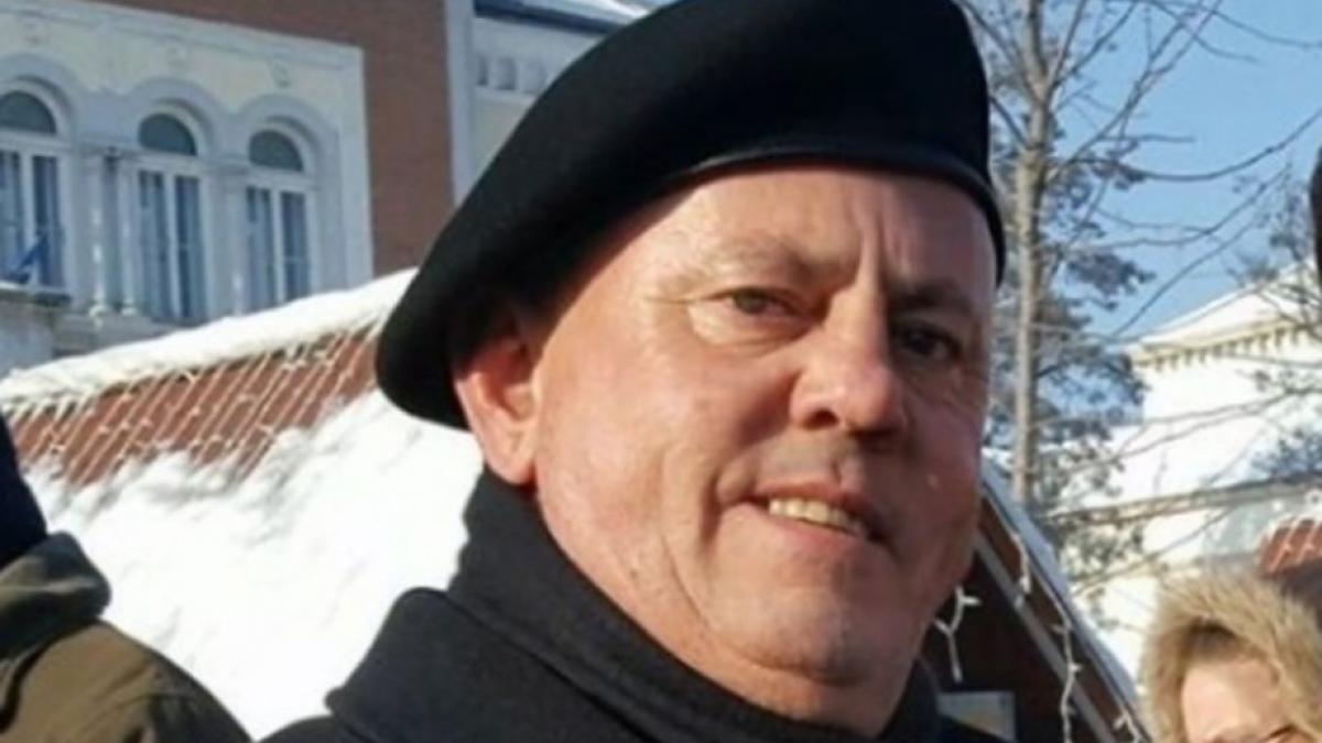 ce spun votantii despre primarul acuzat ca a facut amor cu doua minore ii baiat bun a facut de