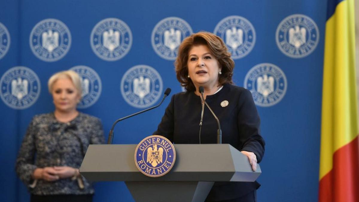 rovana plumb pierde sefia psd dambovita dupa acuzatiile de nepotism aduse de titus corlatean