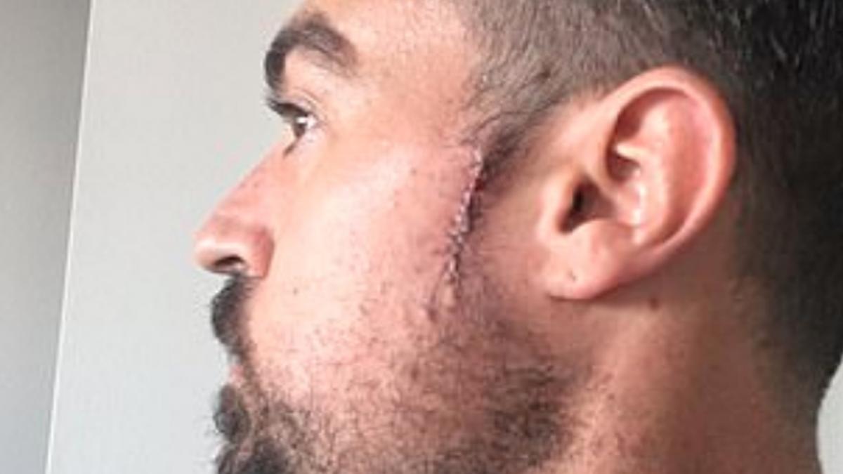 se dusese sa se tunda cand frizerul a observat un cos ciudat nu avea nici cea mai vaga idee ca avea