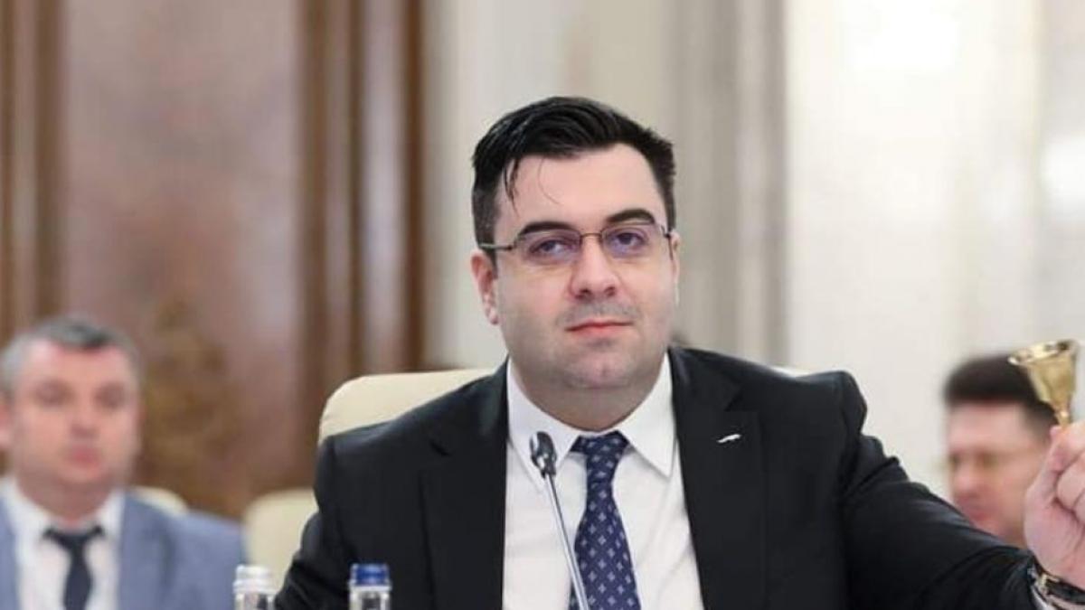 razvan cuc revoltat de declaratia lui ludovic orban cu privire la autostrada comarnic brasov chiar