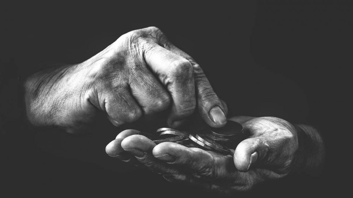 bancul dulce amar care reda cu fidelitate ce s a intamplat cu banii romaniei