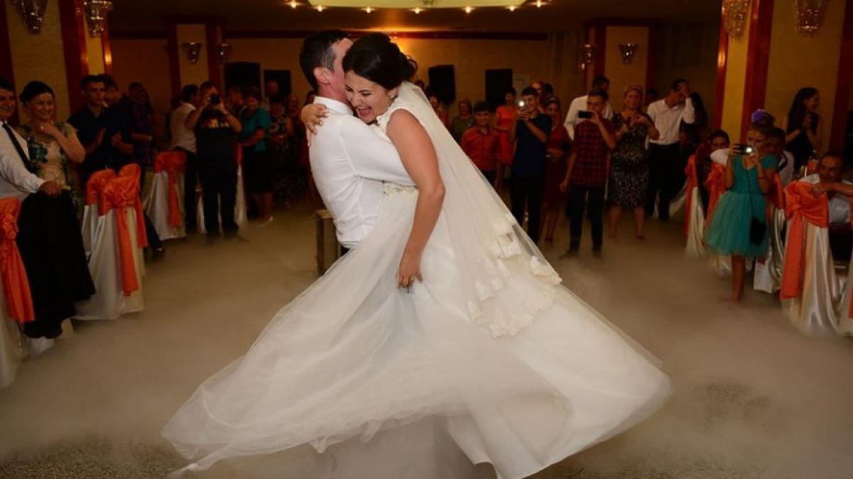 studiu romanii se tem de boala nunti si bebelusi