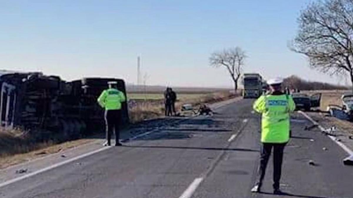 noi detalii despre accidentul dintre trei autoturisme si o cisterna in care o tanara si a pierdut