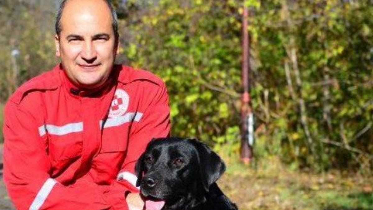 marturia omului care a participat la cutremurele din lume cu echipele canine daca cainele