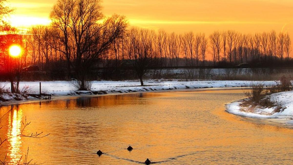 vremea neobisnuit de calda pentru sfarsitul lunii ianuarie de cand se intorc ploile