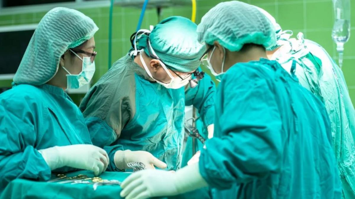 apelul disperat al unei asistente din china femeia sustine ca peste 90 000 de oameni sunt infectati