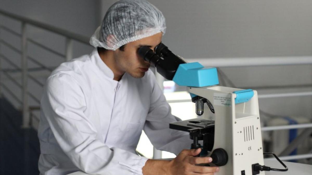 medicii sunt in alerta virusul gripal din china se poate transmite chiar si printr o strangere de