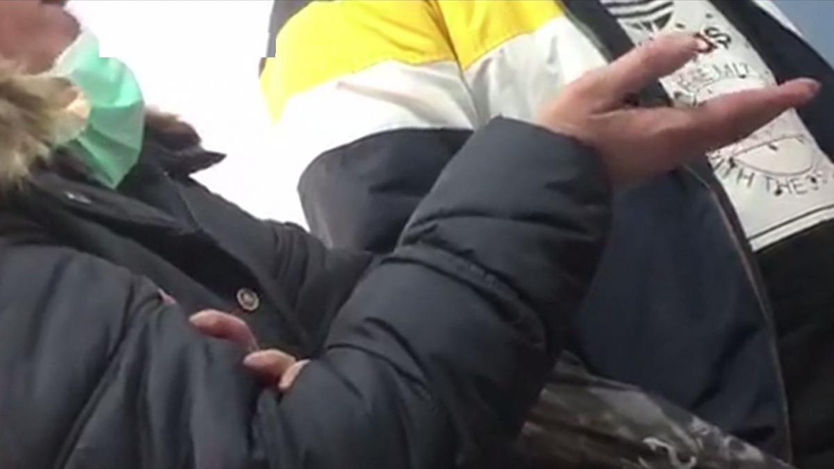 scandal monstru la urgente in capitala printre copiii bolnavi un paznic a scos un spray lacrimogen