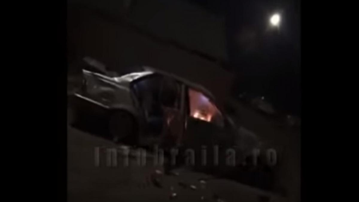un brailean si a dat foc la masina in mijlocul strazii si a transmis totul live pe facebook m am