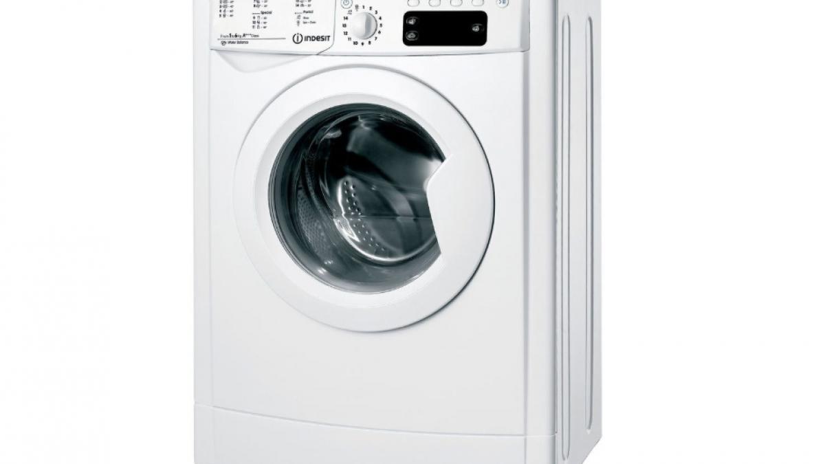 emag reduceri 3 masini de spalat rufe sub 900 de lei de crazy days