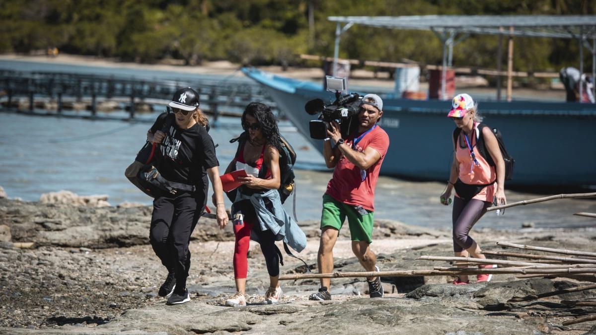 asia express provocari uriase pentru concurenti si echipa temperaturi de peste 35 de grade si