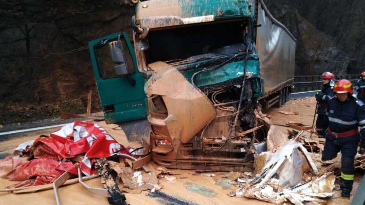 accident tiruri calimanesti valcea