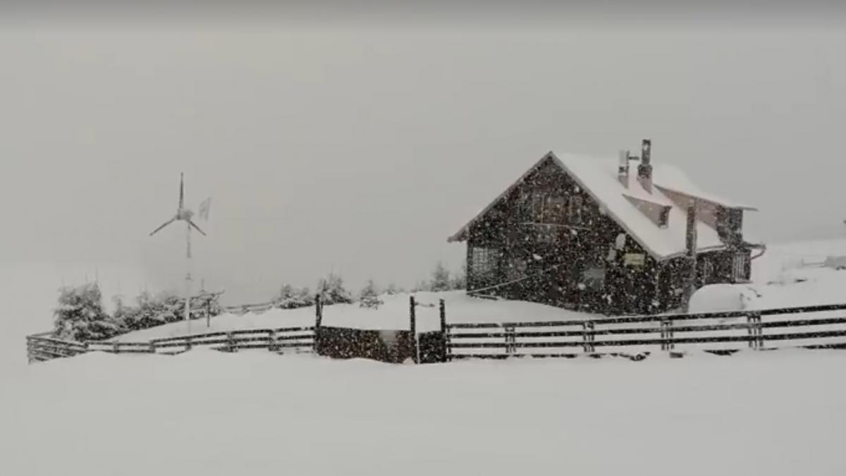 locul din romania in care ninge ca in povesti video