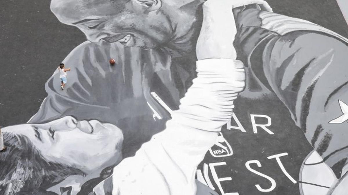 trupurile neinsufletite a lui kobe bryant si a fetitei sale de numai 13 ani returnate familiei