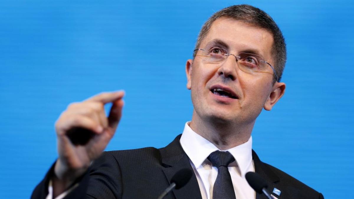 barna reprosuri la adresa psd si udmr discutam despre o mana de primari fricosi