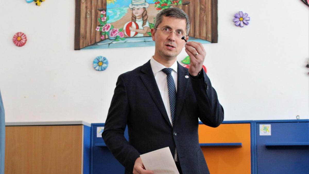 cum voteaza usr la motiunea de cenzura anunt crucial pentru guvernul orban