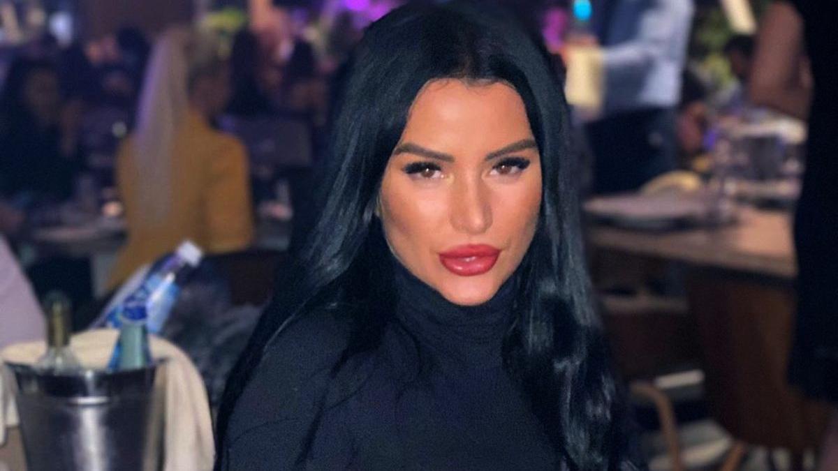 iubit daniela crudu batuta spital