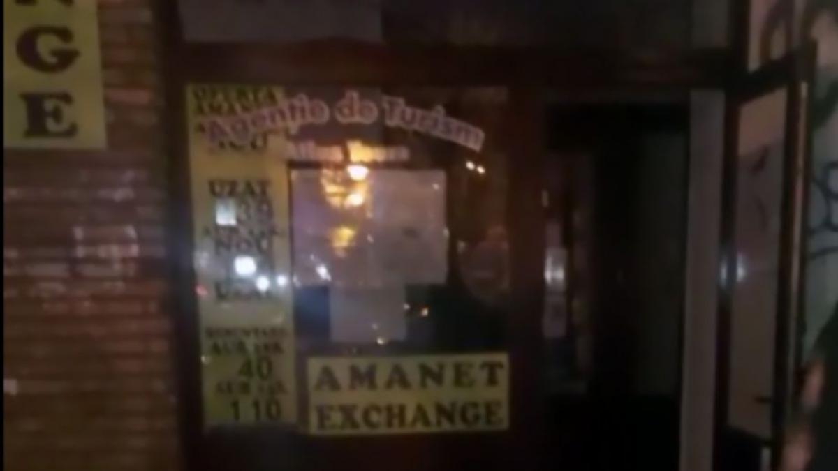 tentativa de jaf la o casa de amanet din capitala un barbat a atacat casiera cu o arma