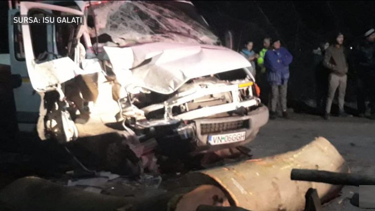 accident galati masina mama copil foc