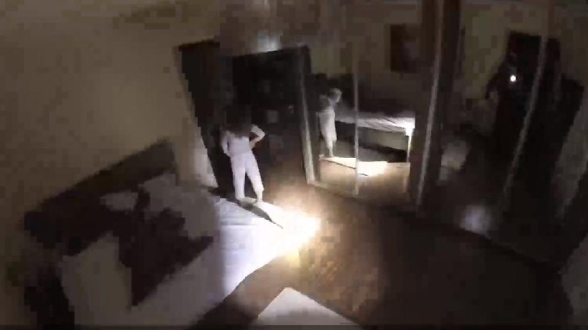 filmul descinderii cu scandal din casa politicianului pnl asociat cu clanurile interlope mascatii