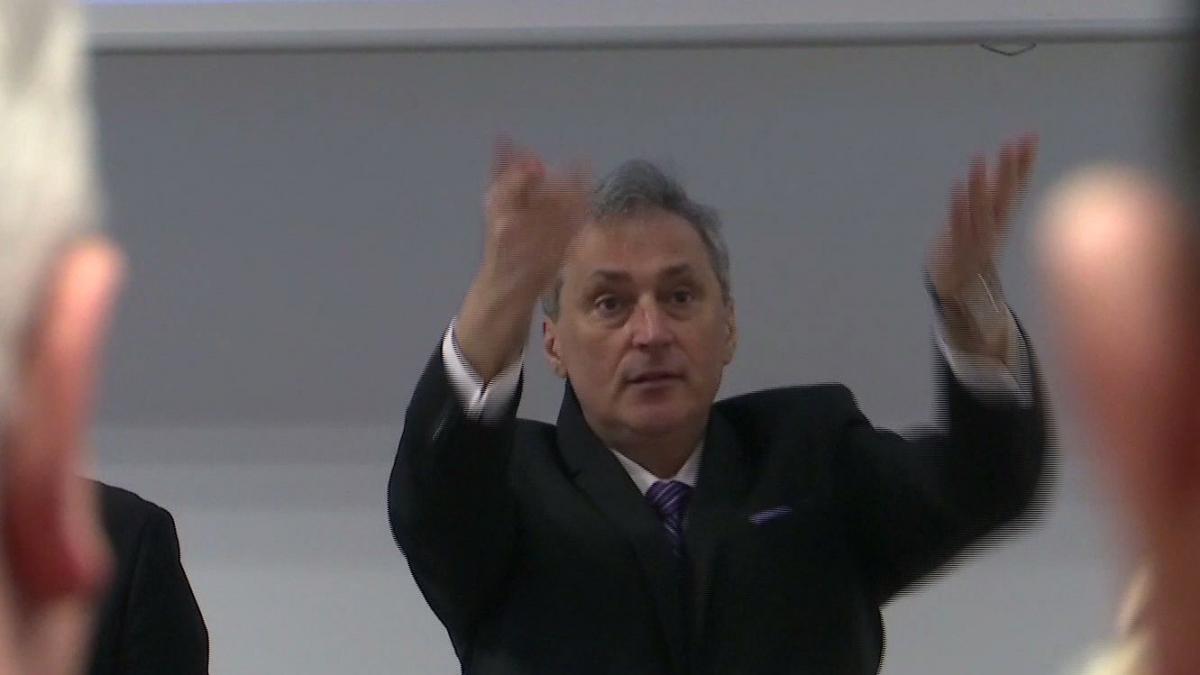 Marcel Vela a cerut oprirea Imnului de stat la un eveniment: „Se auzea, sau e un defect de la STS?”