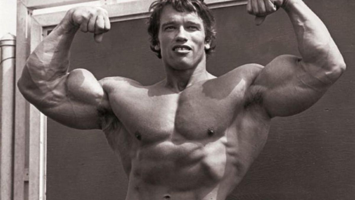 arnold schwarzenegger acuzat ca s a dopat cu steroizi produsi in romania
