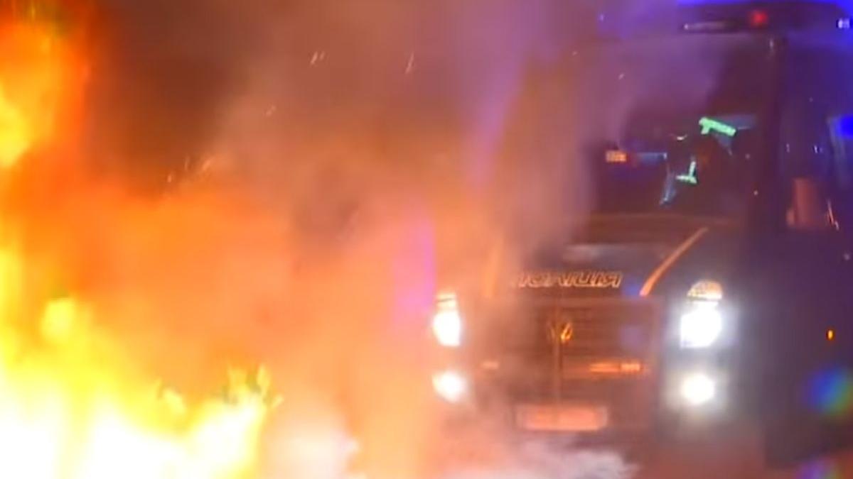 proteste violente incendii lupte strada ucraina coronavirus