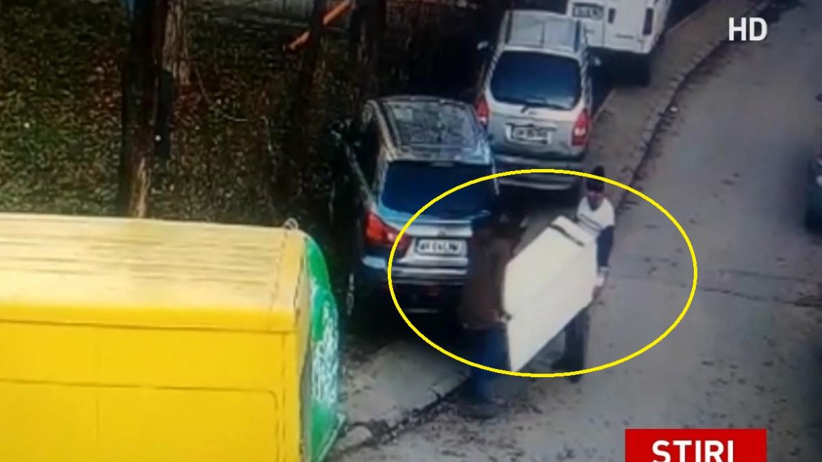 amenda uriasa primita de un barbat care si a abandonat frigiderul in strada