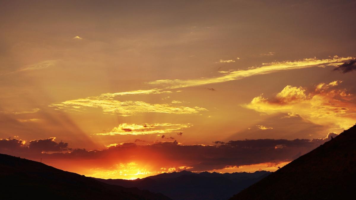 vremea 23 februarie temperaturi ridicate in capitala viscol si vant in zona montana