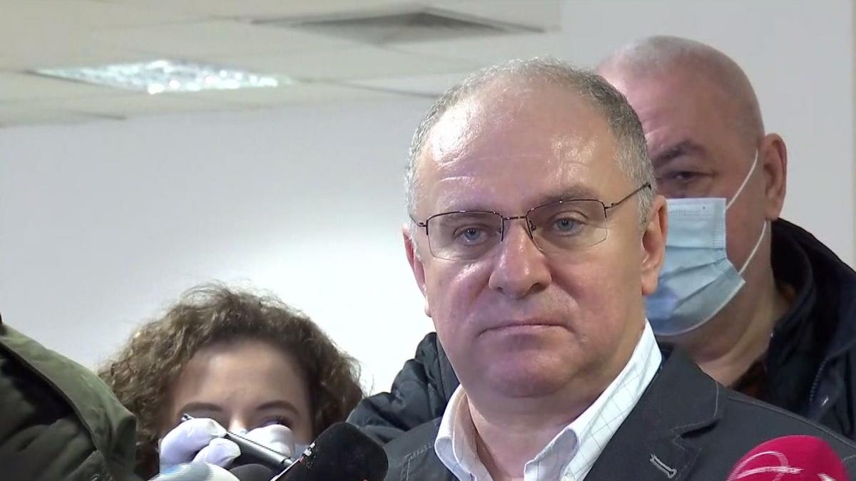 coronavirus masuri speciale pe aeroport pasagerii din italia si bagajele lor