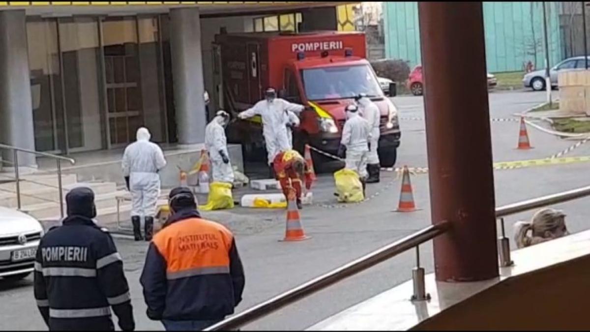 ambulanta transport roman coronavirus dezinfectata