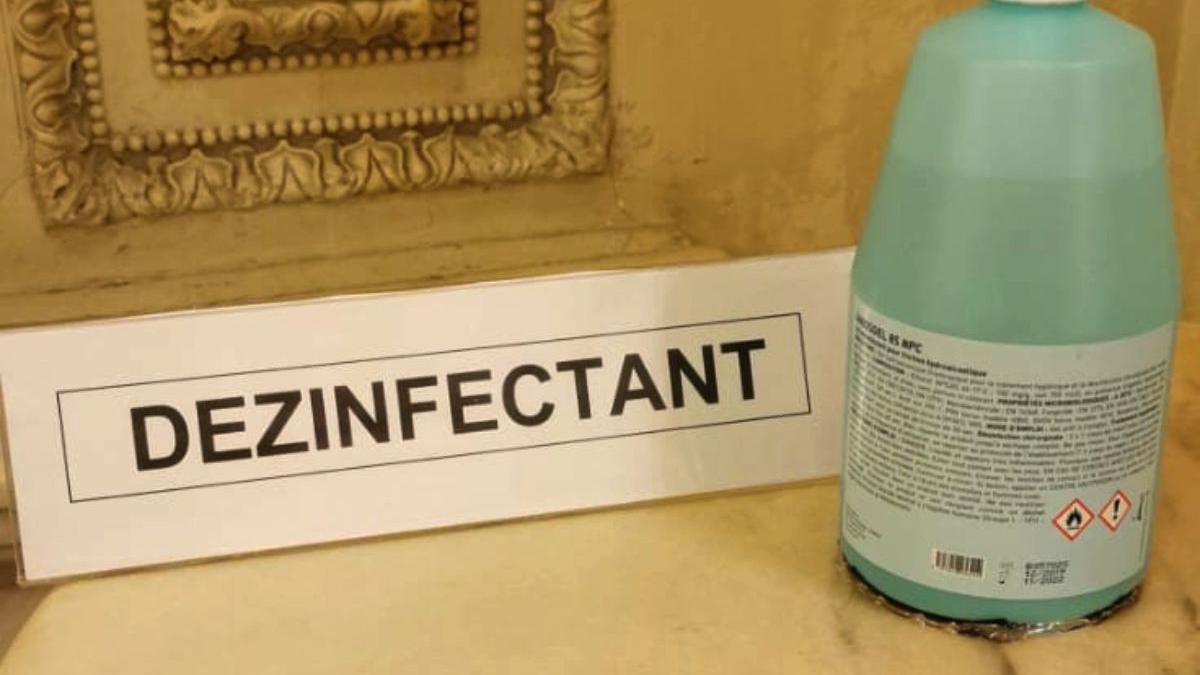 sticle dezinfectant lipite parlament furate