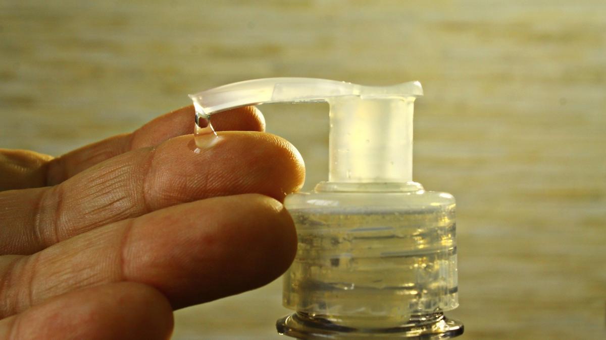 coronavirus romania materiale de protectie dezinfectant