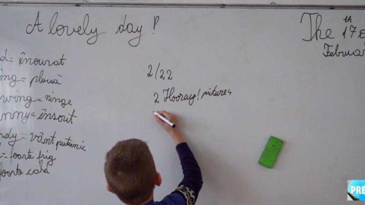 scoli inchise la sate lipsa elevi